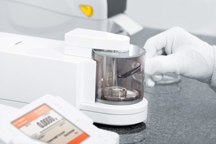 Manual Mass Comparators