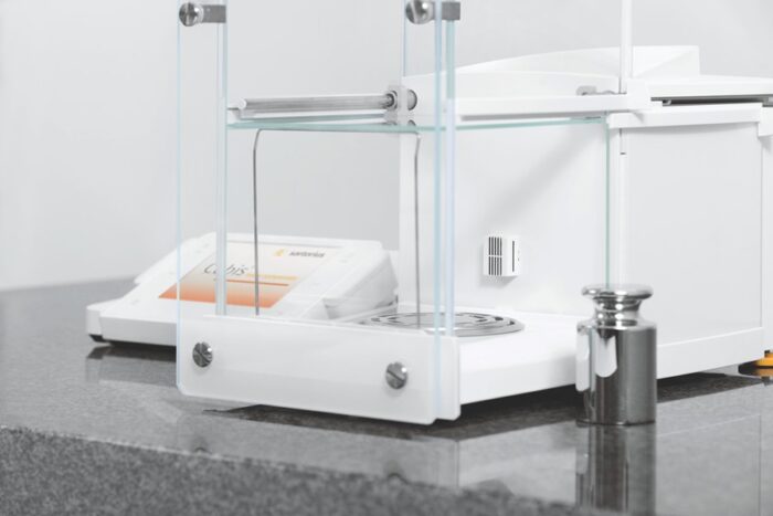 Manual Mass Comparators
