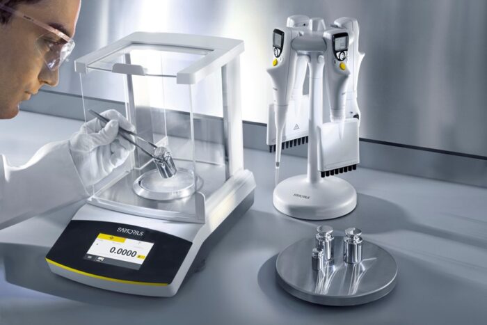 Secura® Micro Balance