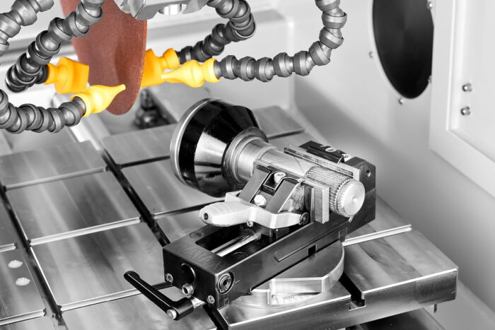 pic-qcut-400-500-600-bot-features-cutting-force-dependent-feed-control Cut-off machine Qcut 500 A
