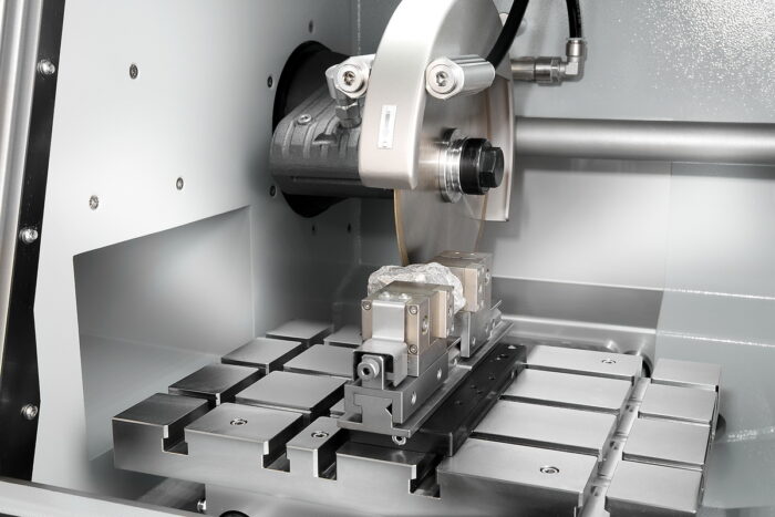 qcut-250-a-4 Cut-off machine Qcut 250 A