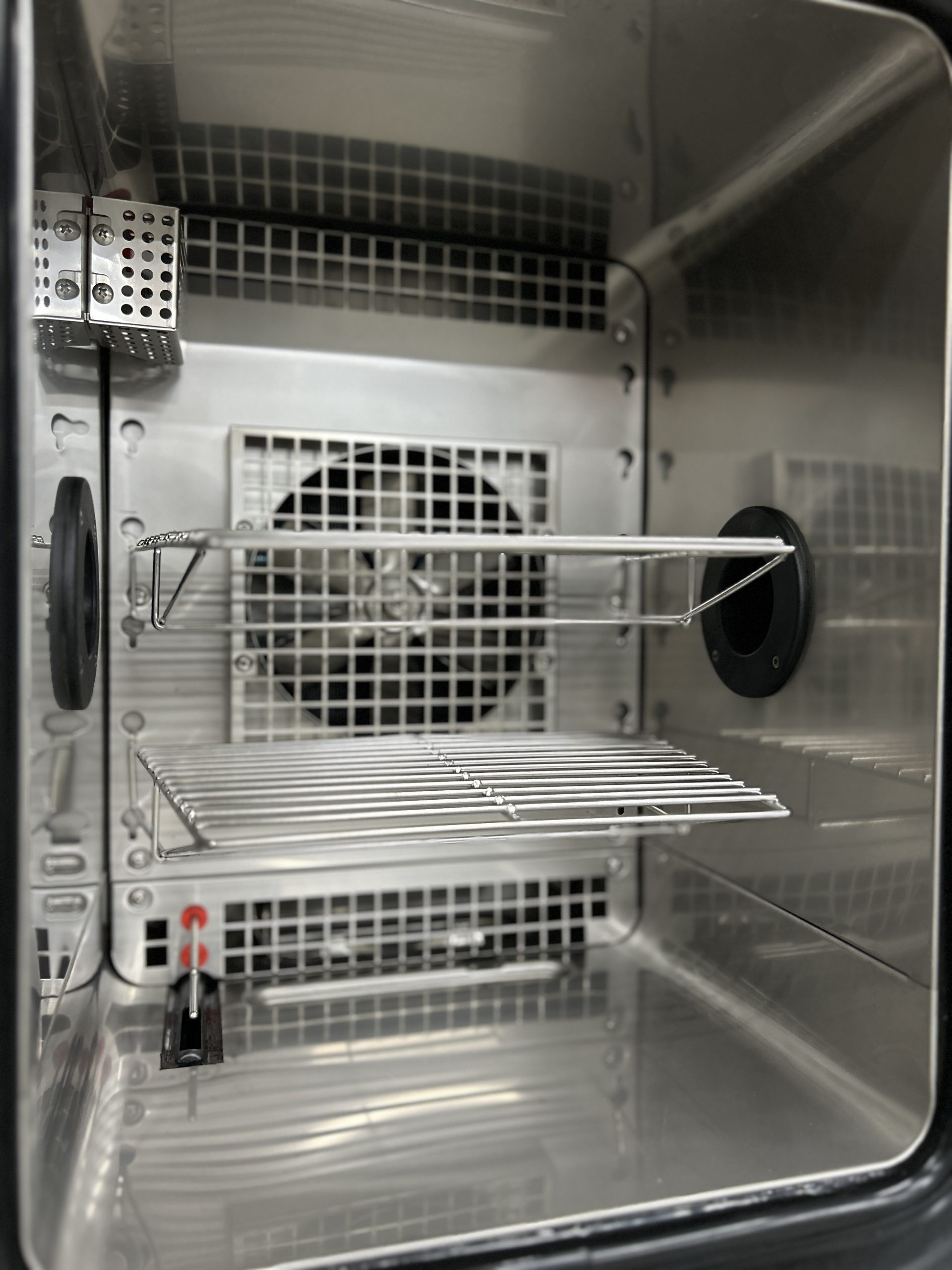 Aralab-Benchtop-environmental-chamber-6-scaled