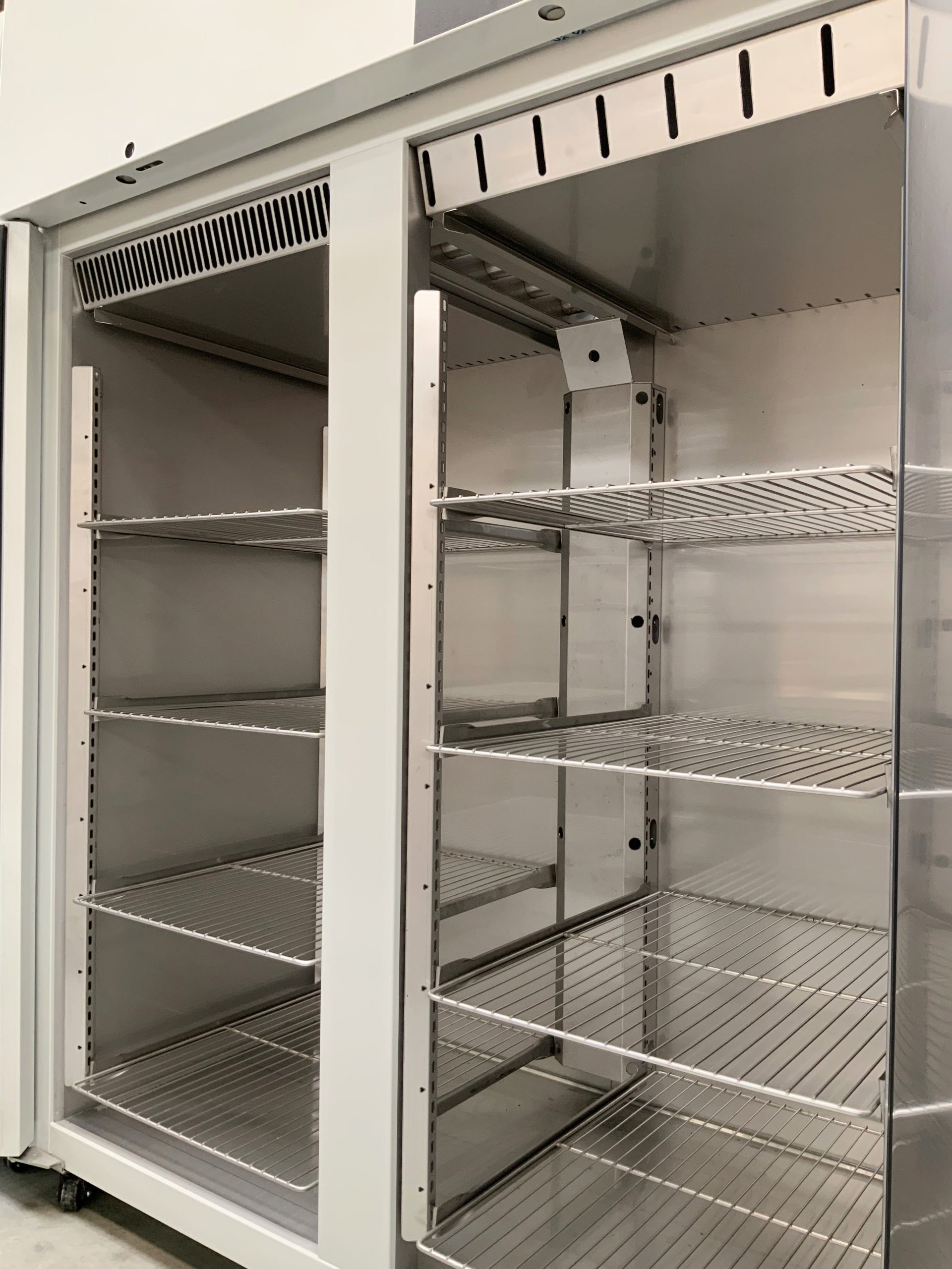 Aralab-Fitoclima-1200PH-Stability-environmental-chamber-1-scaled